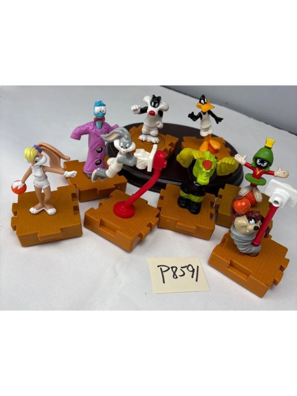 Space Jam Looney Tunes 1996 McDonalds Happy Meal Toys Collectible Set